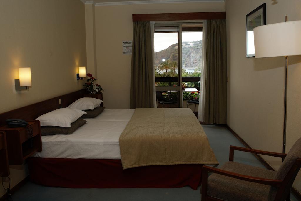 Cheerfulway Bravamar Hotel Ribeira Brava Kültér fotó