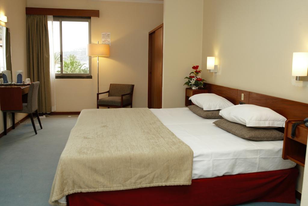 Cheerfulway Bravamar Hotel Ribeira Brava Szoba fotó