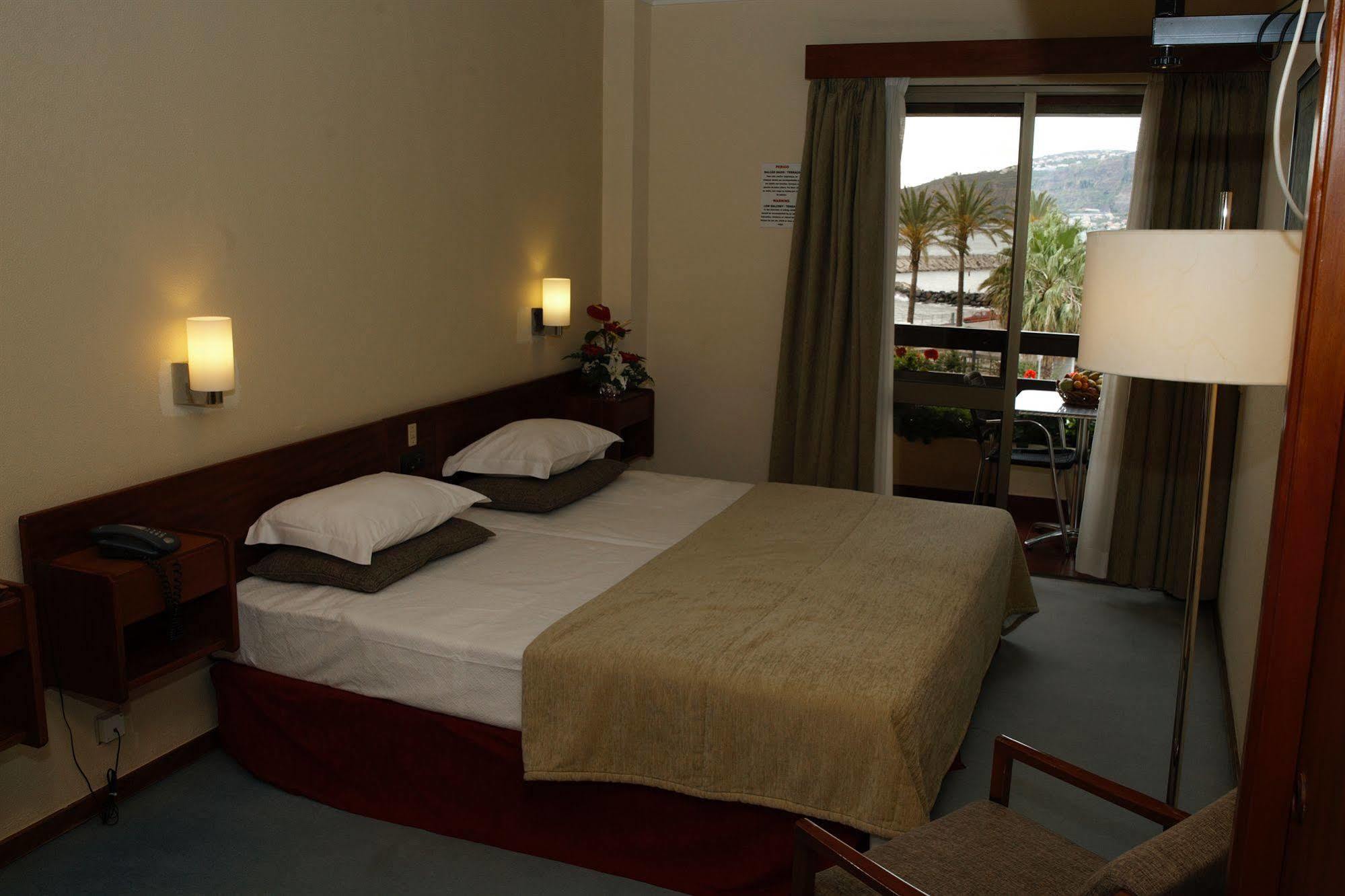 Cheerfulway Bravamar Hotel Ribeira Brava Kültér fotó